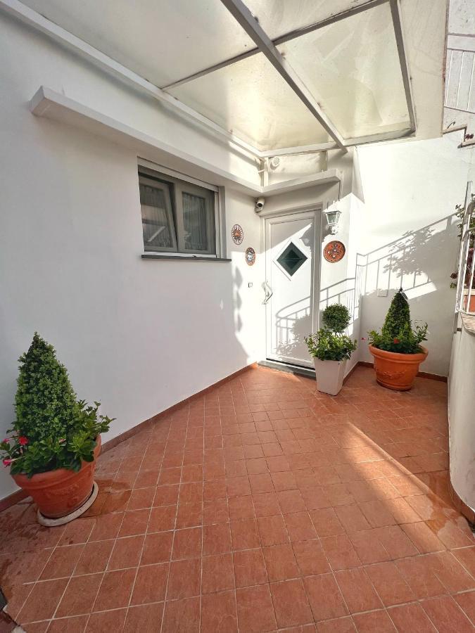 Augusto Capri Apartment Zewnętrze zdjęcie